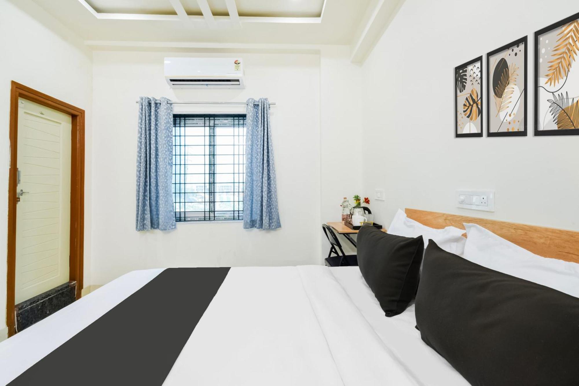 Super Townhouse Kokapet Formerly Aarian Tej Nilayam Gundipet Экстерьер фото